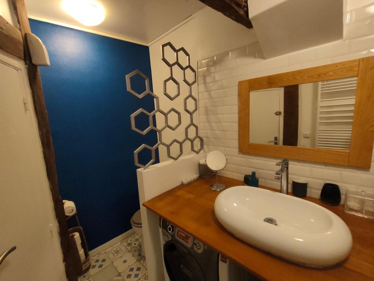 Central & Nice ! 3 Bedrooms, 2 Bathrooms Paris Luaran gambar